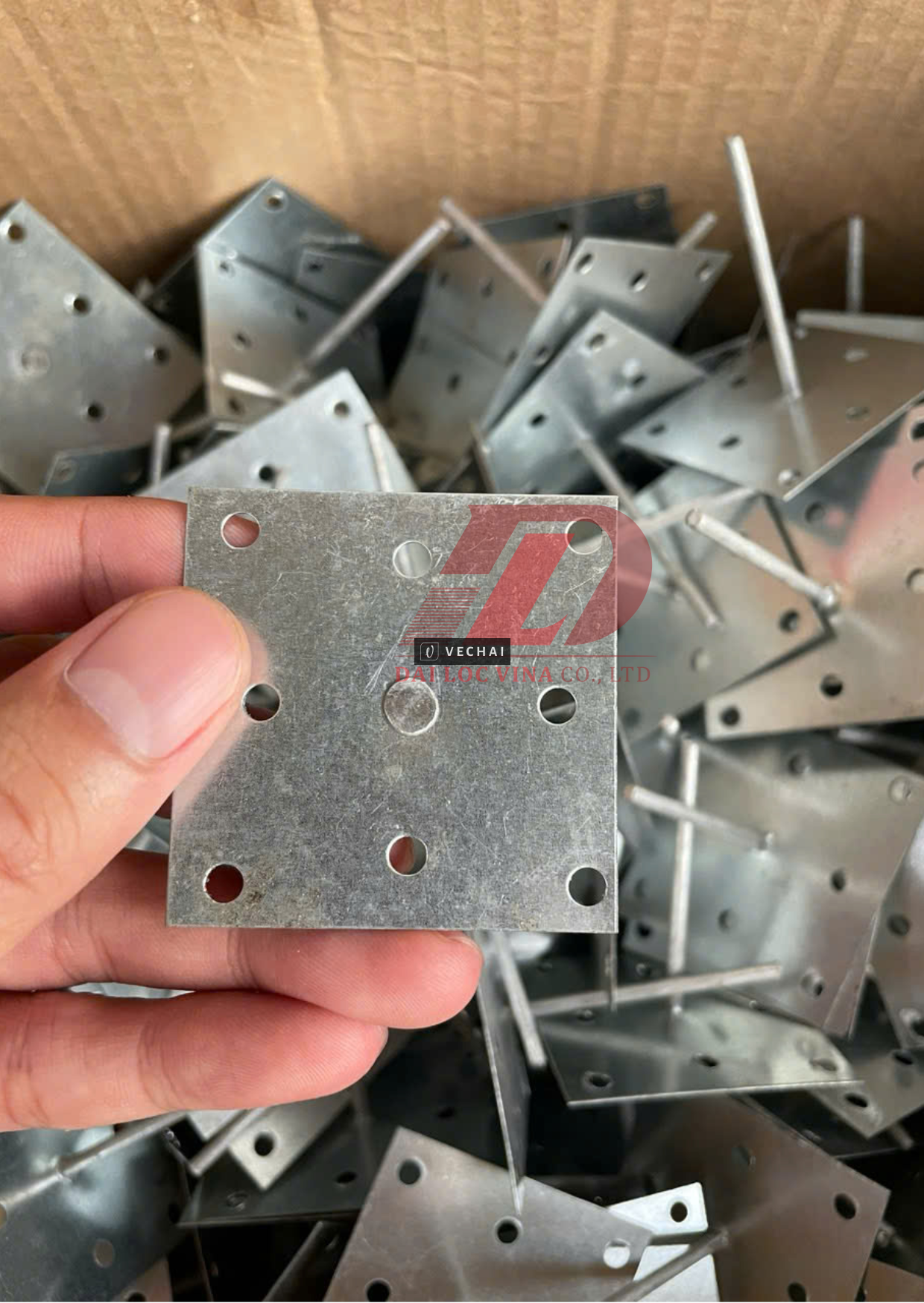 Perforated Base Pins – Đinh Ghim Cách Nhiệt Có Đế