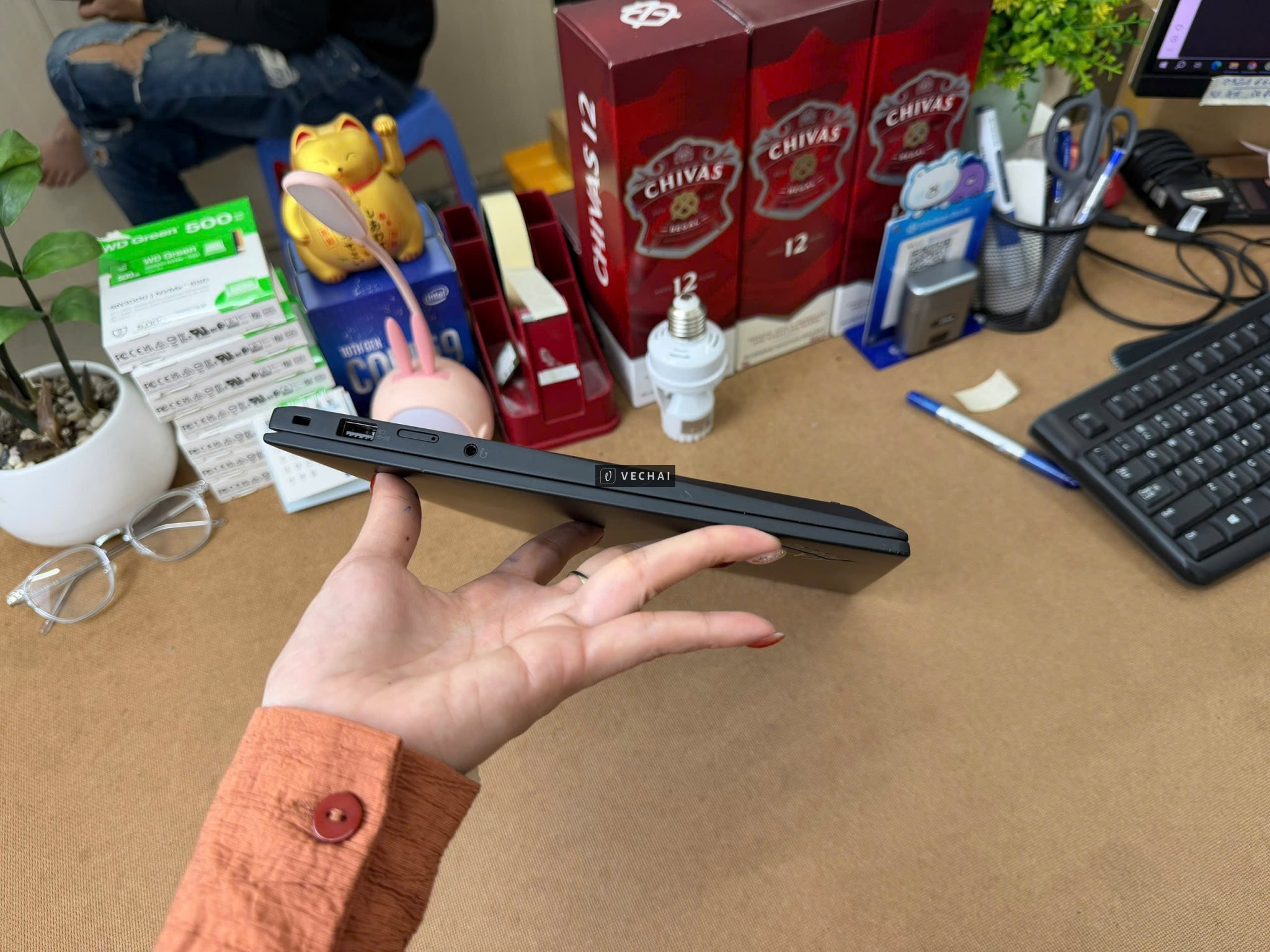 – Thinkpad X1 carbon G9   i7 1185G7/ 32GB/ 256GB nvme/ FHD/ Camir, Led, Vân/ Pin Excellent 48k