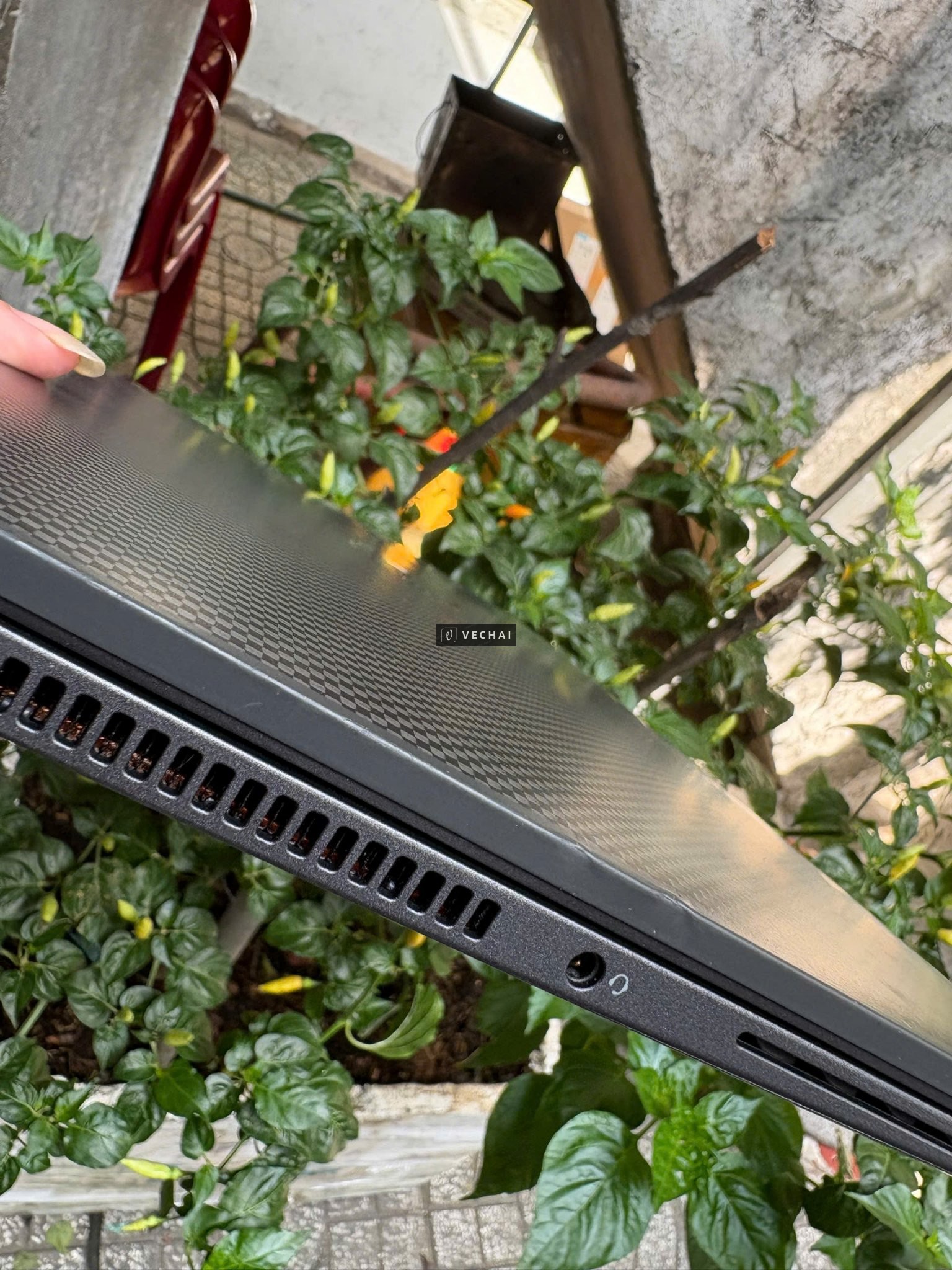 -Dell Latitude 7420   – i5 1145G7/ 16G/ 256G nvme/ FHD/ cam led/ pin good 32k/ id 9000/ màn hằn xước