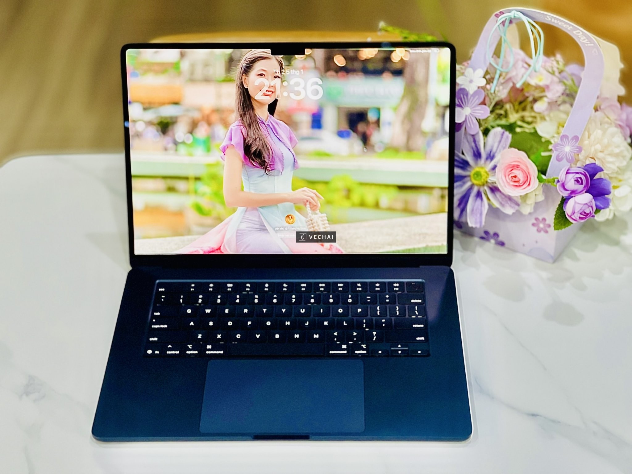 MacBook Air 15" | M4 | 16GB RAM | 256GB SSD | Giá: 24.888.000₫