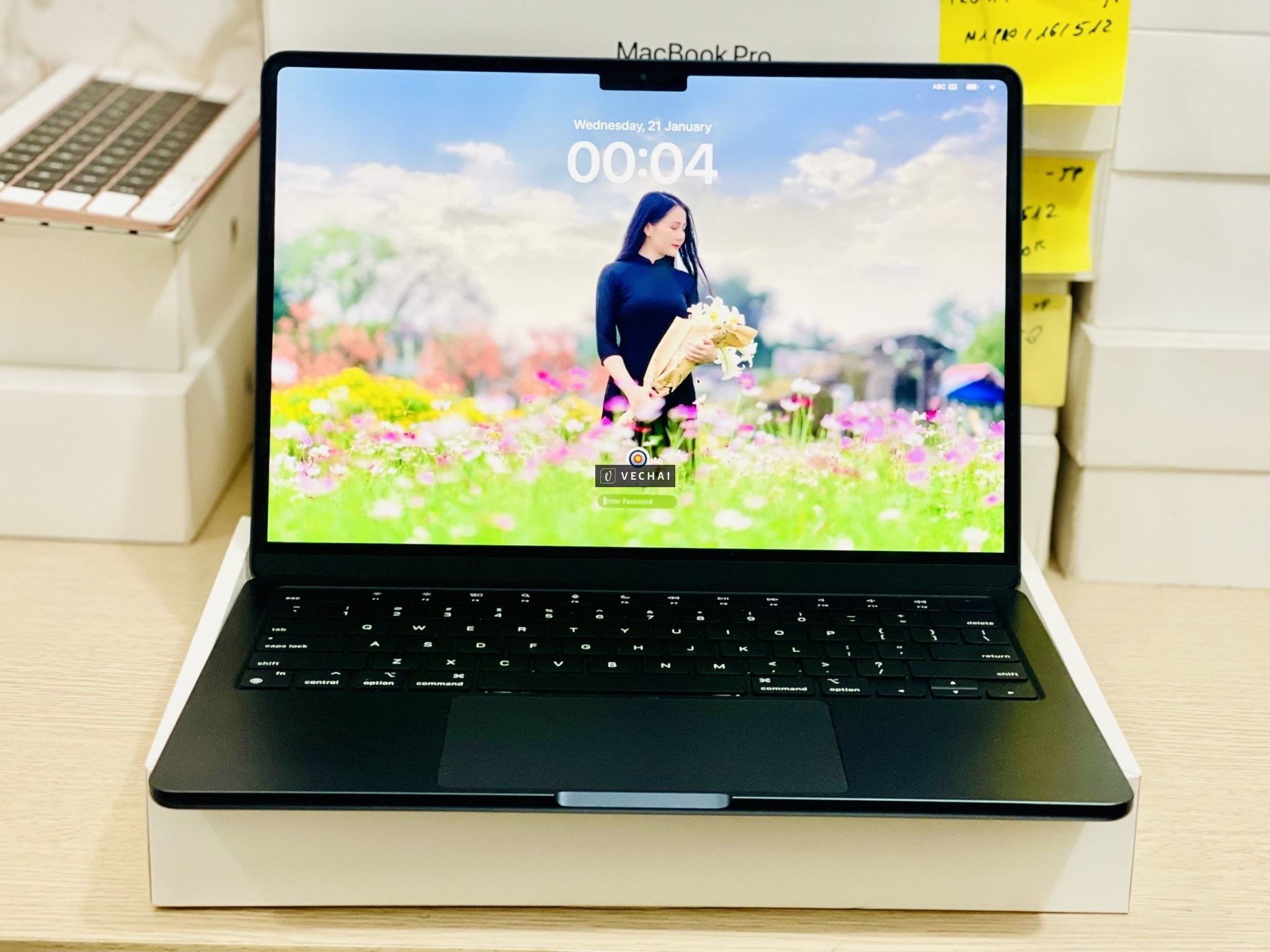 MacBook Air M2 | 16GB RAM | 256GB SSD | Giá: 16.688.000₫