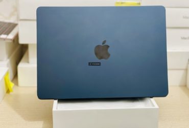MacBook Air M4/16/512 – Midnight: Tương Lai Sáng Rạng!