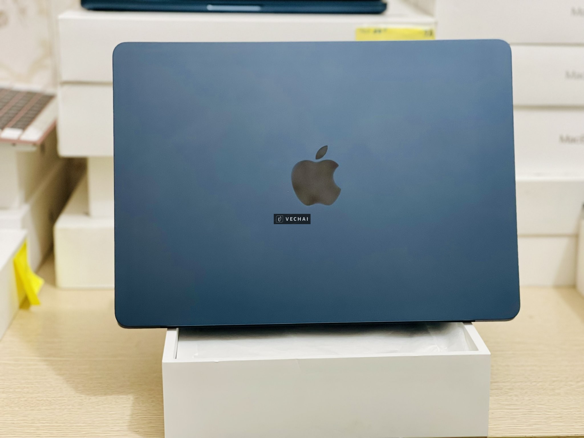 MacBook Air M4/16/512 – Midnight: Tương Lai Sáng Rạng!
