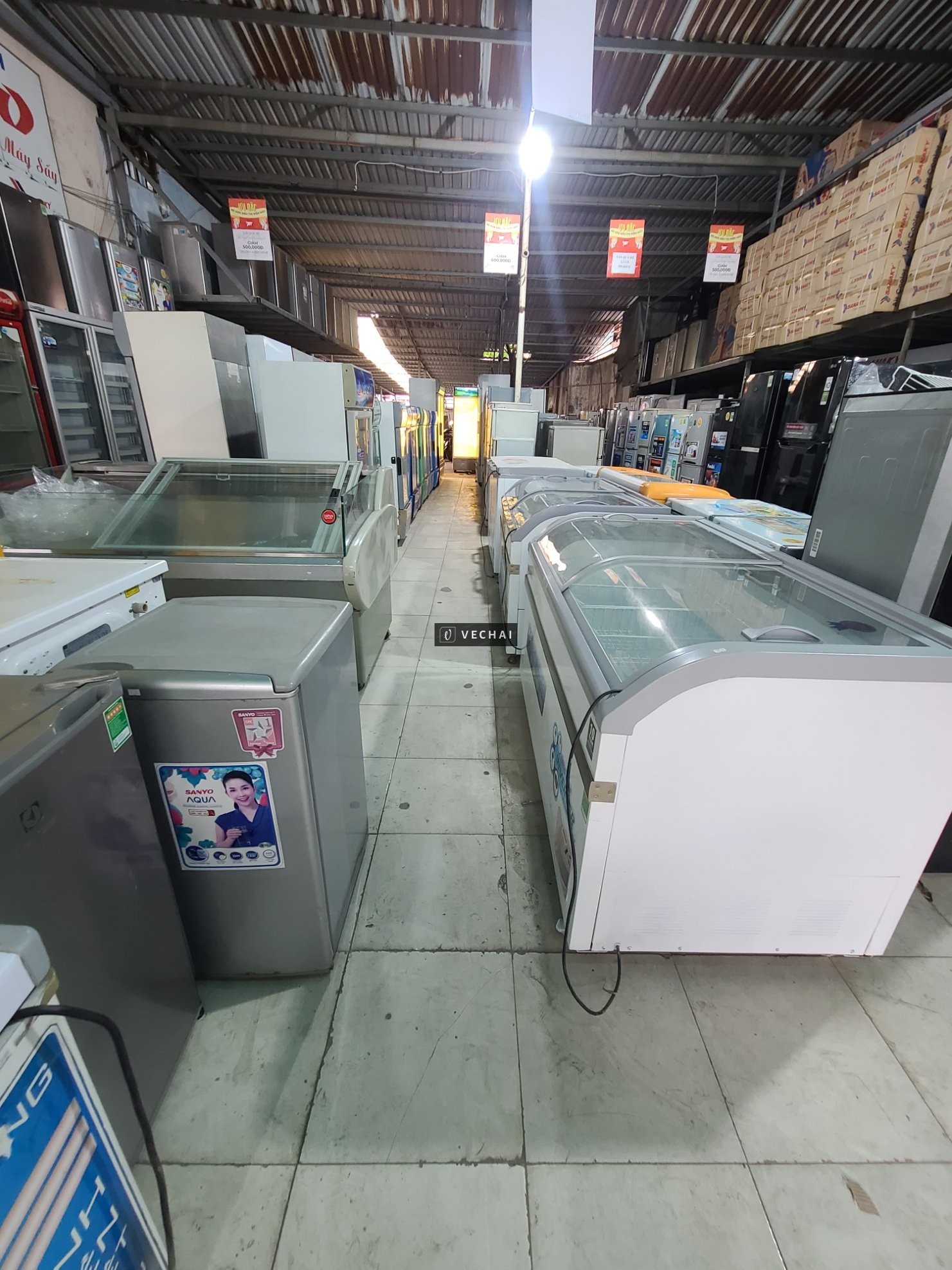 Tủ đông mặt kính cong trong suốt 600 lít hãng alaska còn chạy tốt thanh lý rẻ @394__@63__632 bao hcm