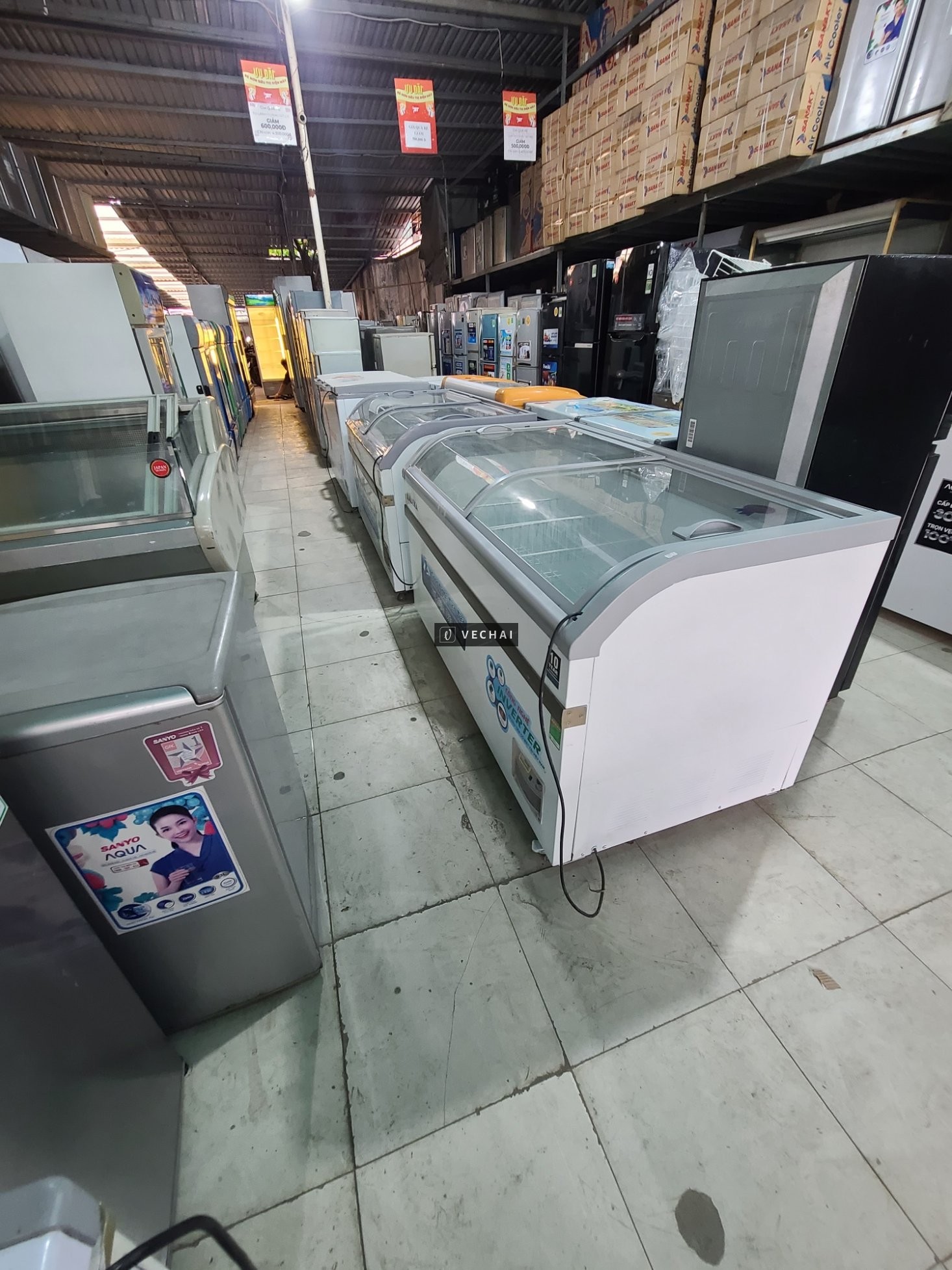 Tủ đông mặt kính cong trong suốt 600 lít hãng alaska còn chạy tốt thanh lý rẻ @394__@63__632 bao hcm
