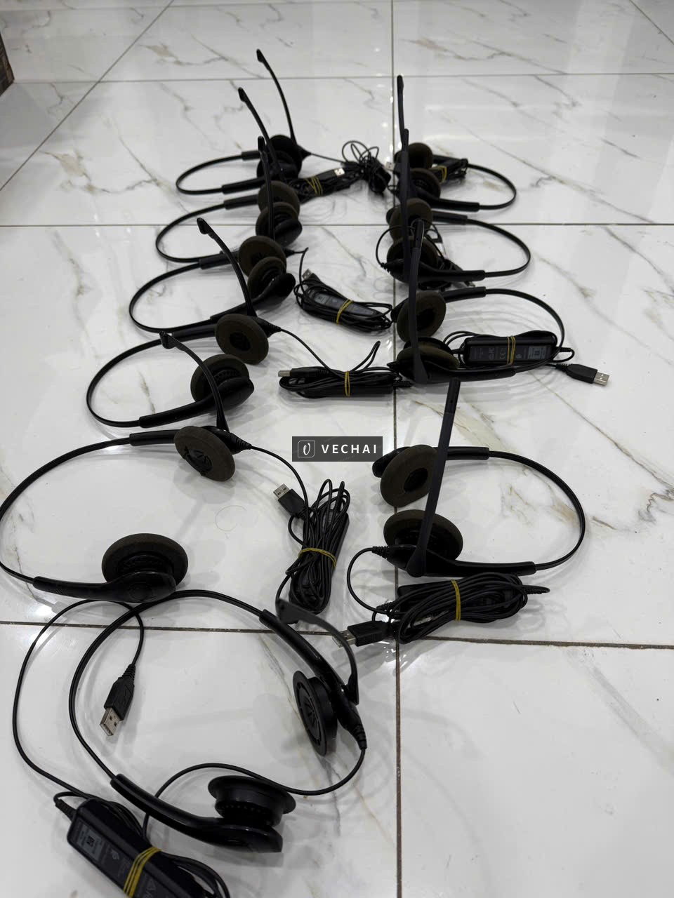 Thanh lý  60 chiếc Tai nghe Jabra Biz 1100 Duo USB chính hãng xịn cho tổng đài viên,trung tâm TA