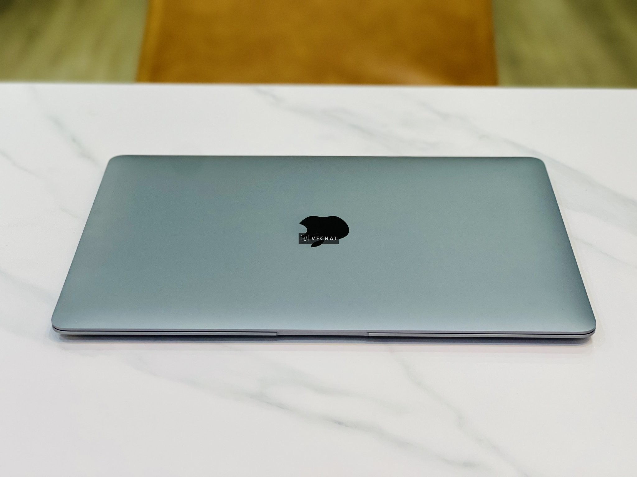 " MacBook Air M1/16/256 – Gray – Giá 12tr990k – Sự lựa chọn đỉnh cao cho bạn!"