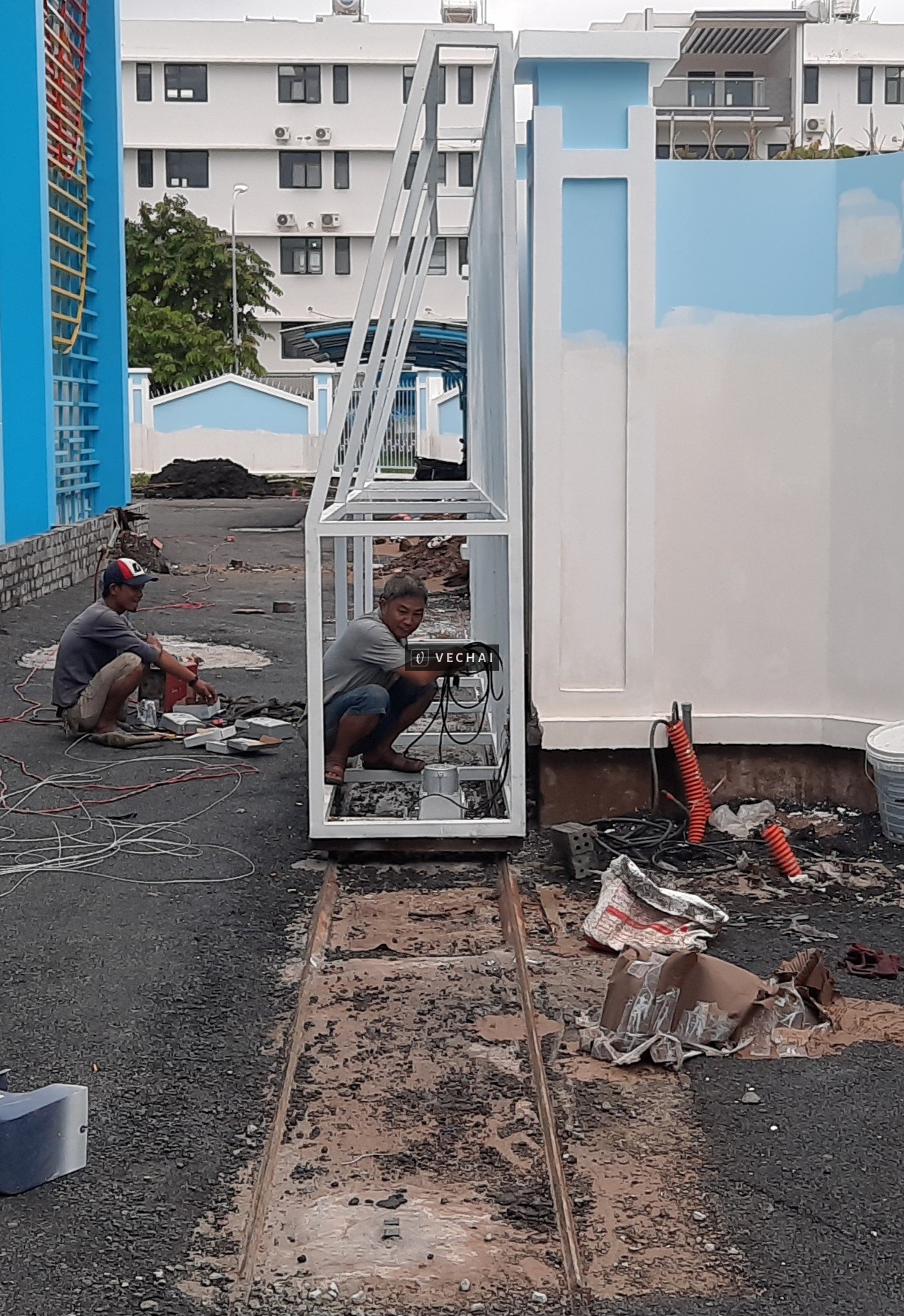 Mô tơ cổng sắt – JG chạy sênh dành cho cổng 2 đường ray