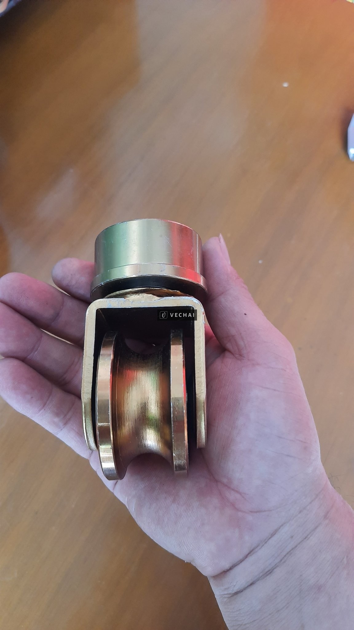 Bánh xe cửa lùa xoay 360 độ – Nơi bán bánh xe cửa lùa xoay