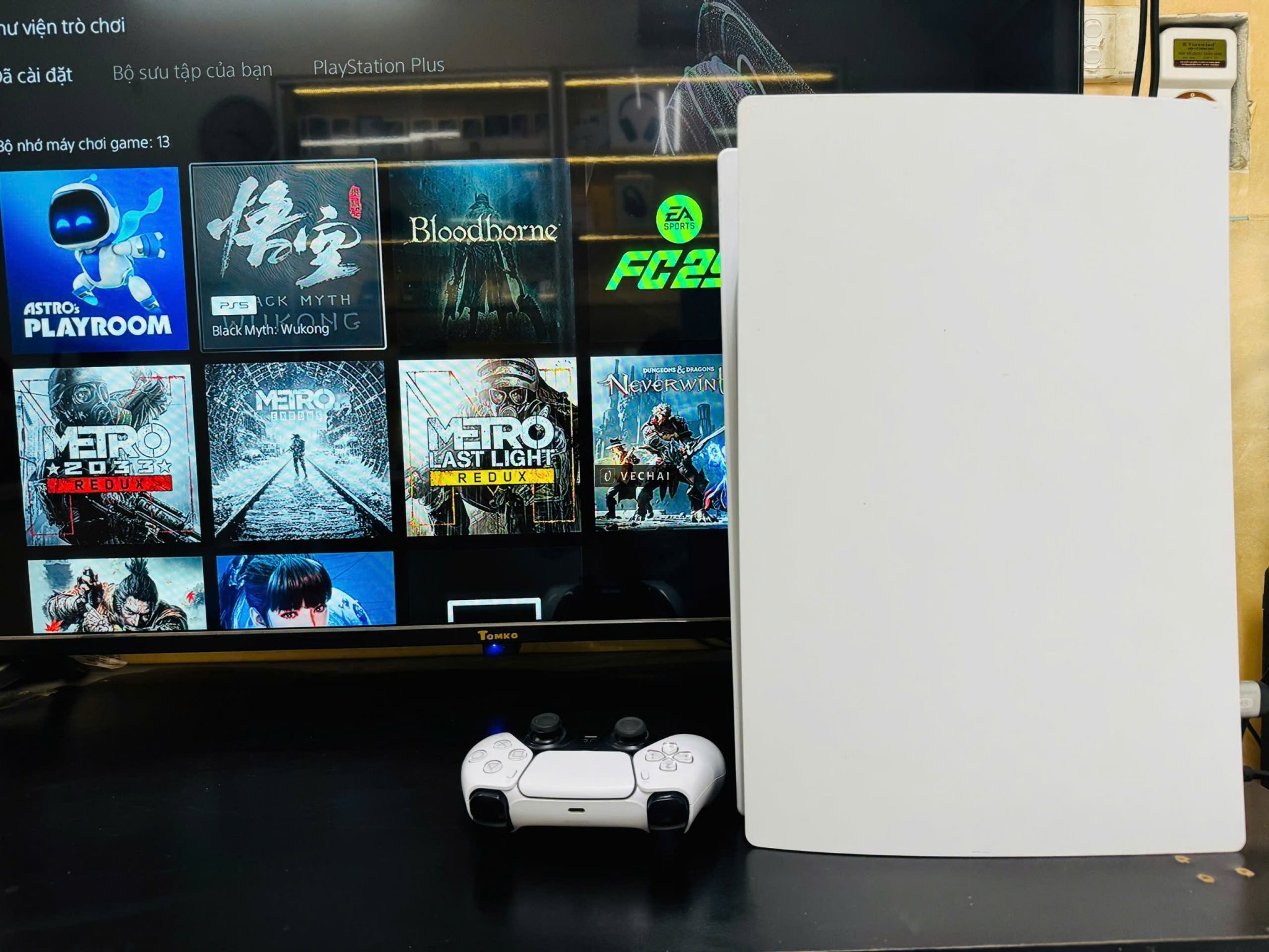 Máy Chơi Games PS5 BẢN DIGITAL KÈM GAME Hell driver 2, Wukong, Stella blade, Metro redux 2033, Metro