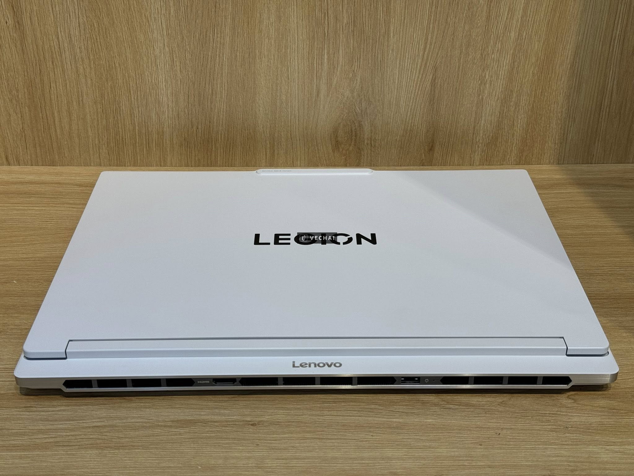 Lenovo Legion 7 2.5K ( 2560 x 1600 ) 165hz Ultra 9 275HX / 32G RAM / SSD 1TB / RTX 5070 8G 99%