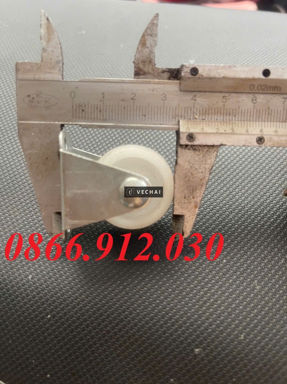 Bánh xe tủ một chiều là gì? Khi nào nên sử dụng cho nội thất?