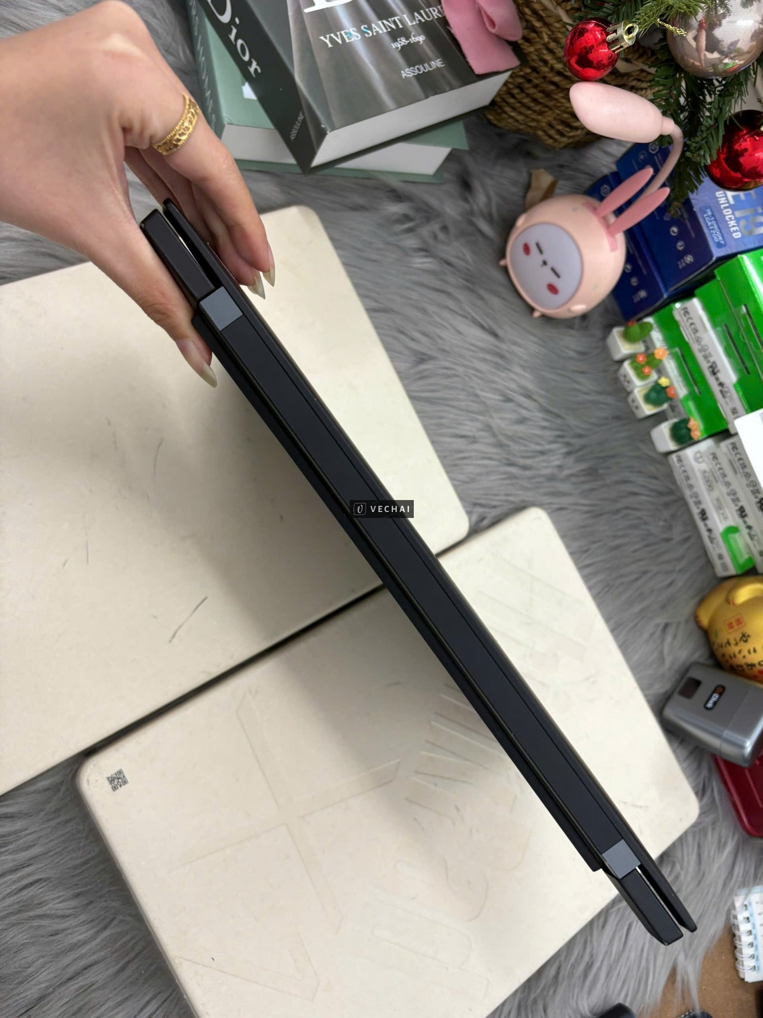 Thinkpad X1 carbon G10/ i7 1265U/ 16GB/ 256GB nvme/ FHD /Camir ,led, vân/ pin excellent 45k 19%/ ID