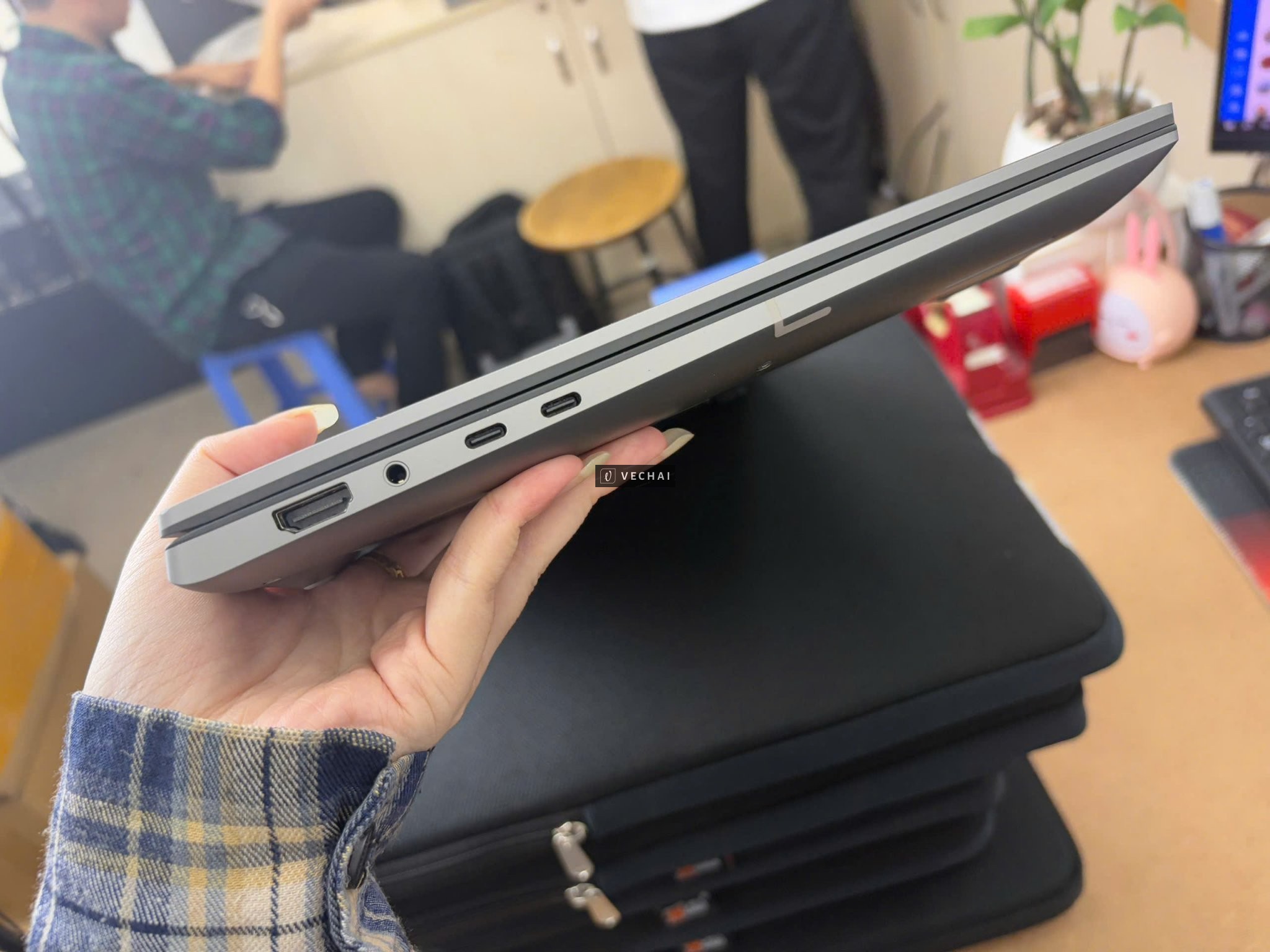 -Dell Precision 5690   – Ultra 7 155H/ 32G/ 512G nvme/ FHD/ cam led vân/ RTX 2000 Ada 8GB + Intel Ar