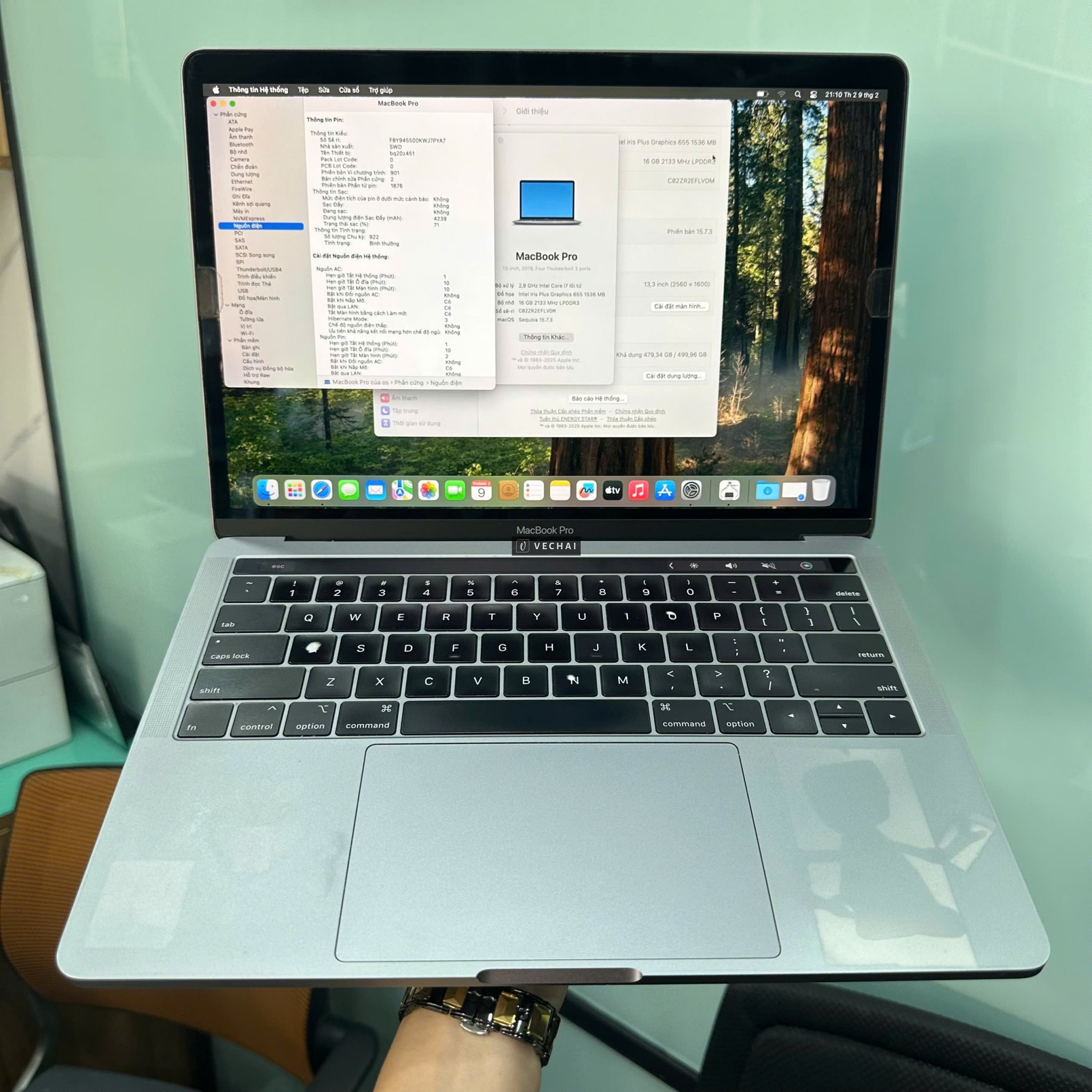 MacBook Pro 2019 Core i7 16GB/512GB vỏ ít đẹp
