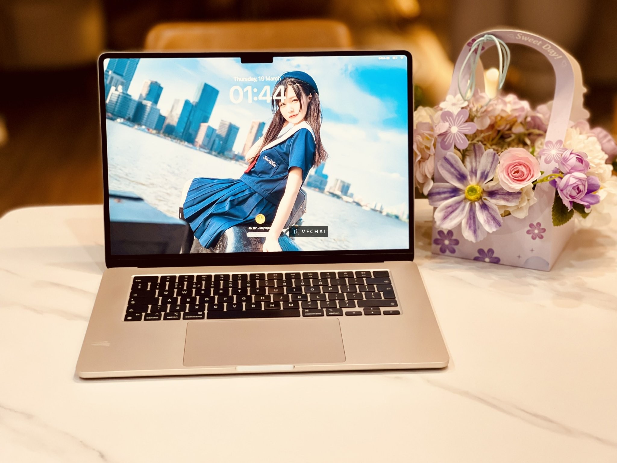 MacBook Air 15" – M2/16GB/512GB – Starlight – 19tr990k