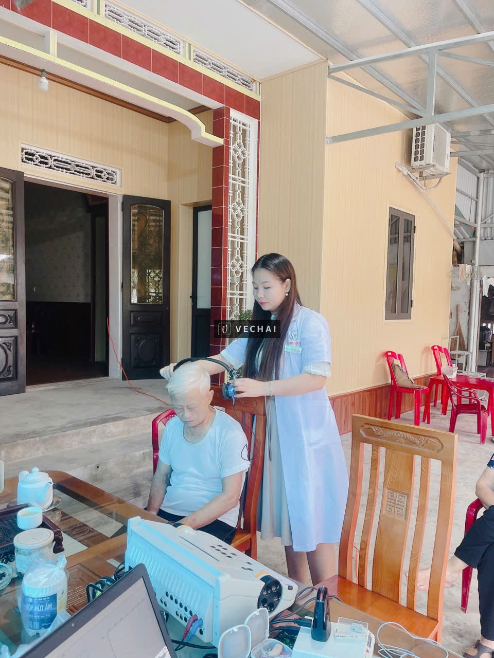 Lắp máy trợ thính tai nhà thuận tiện và an tâm tại Thái Bình