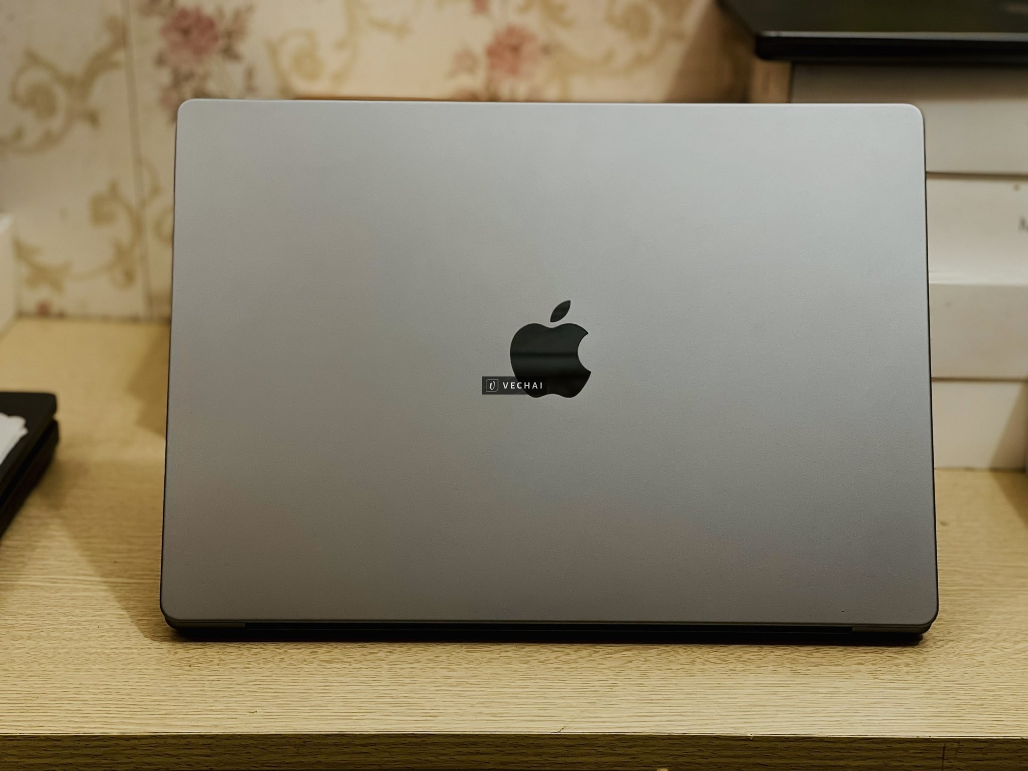 MacBook Pro 16" –  M2 Max | 32GB RAM | 1TB SSD — Gray