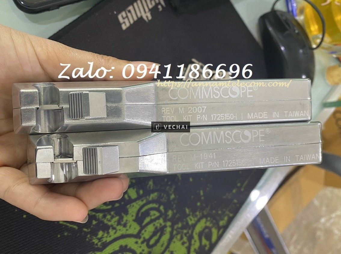 Kìm nhấn nhân mạng Commscope/AMP, Cáp mạng đi thang máy Cat7