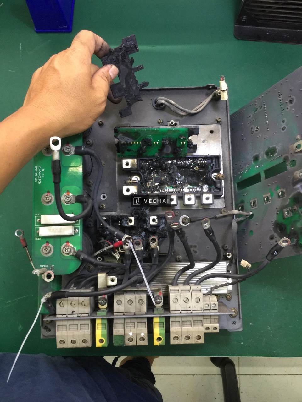 Sửa Bo Mạch Điện Tử Bị Cháy Nổ Tại TPHCM – Nhận Sửa Nhanh, Uy Tín