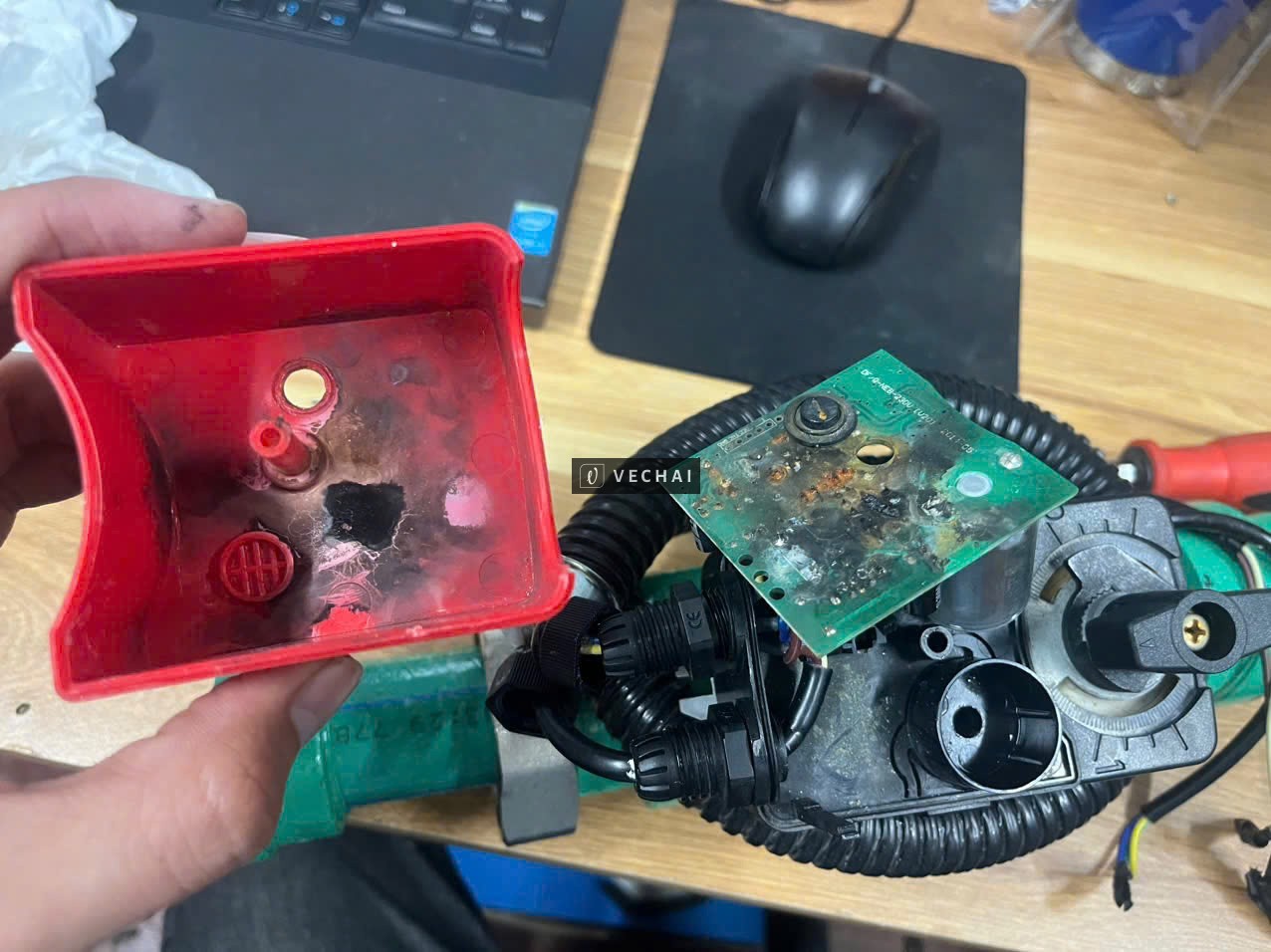 Sửa Bo Mạch Điện Tử Bị Cháy Nổ Tại TPHCM – Nhận Sửa Nhanh, Uy Tín