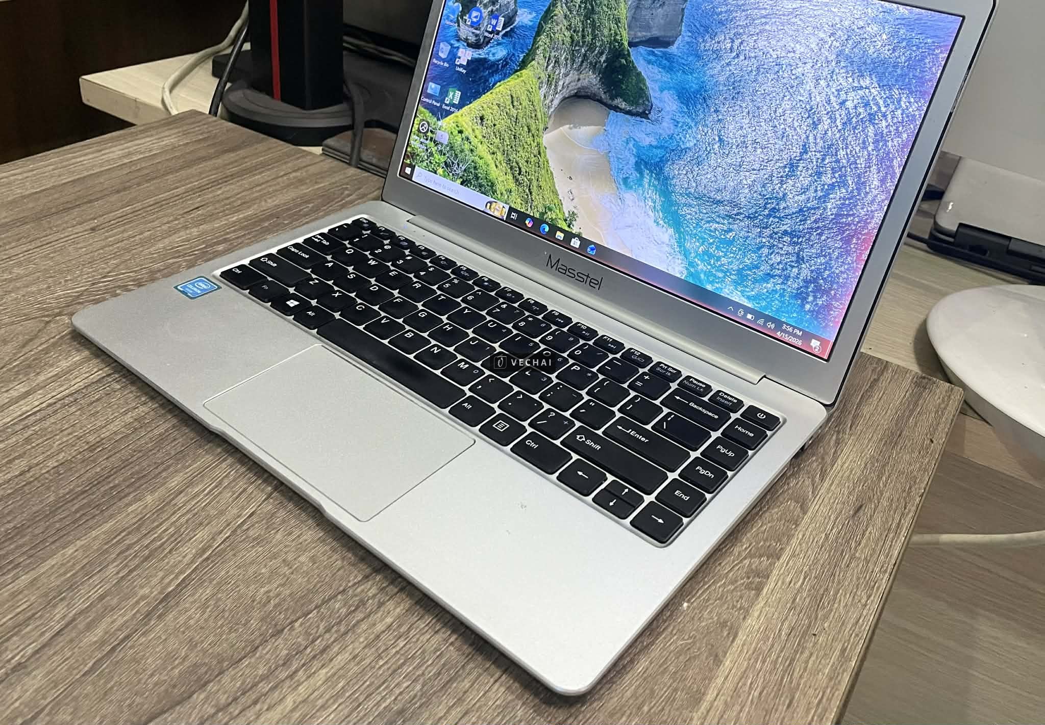 Laptop Masstel L133 Celeron N4000 4GB SSD 128GB