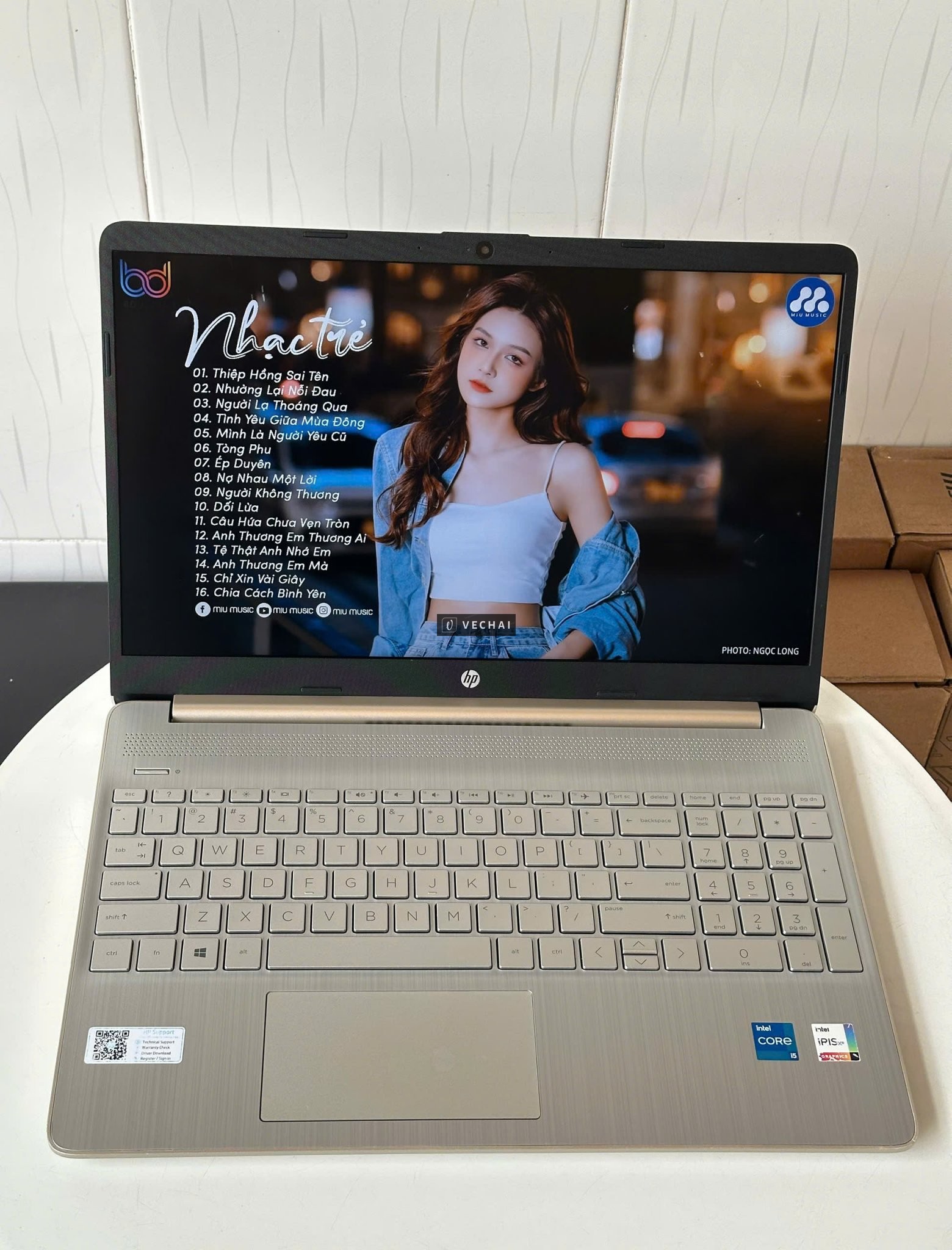 HP 15s-fq2559TU Core i5-1135G7, RAM 8GB, SSD 512GB, VGA Intel Iris Xe Graphics, 15.6" FHD