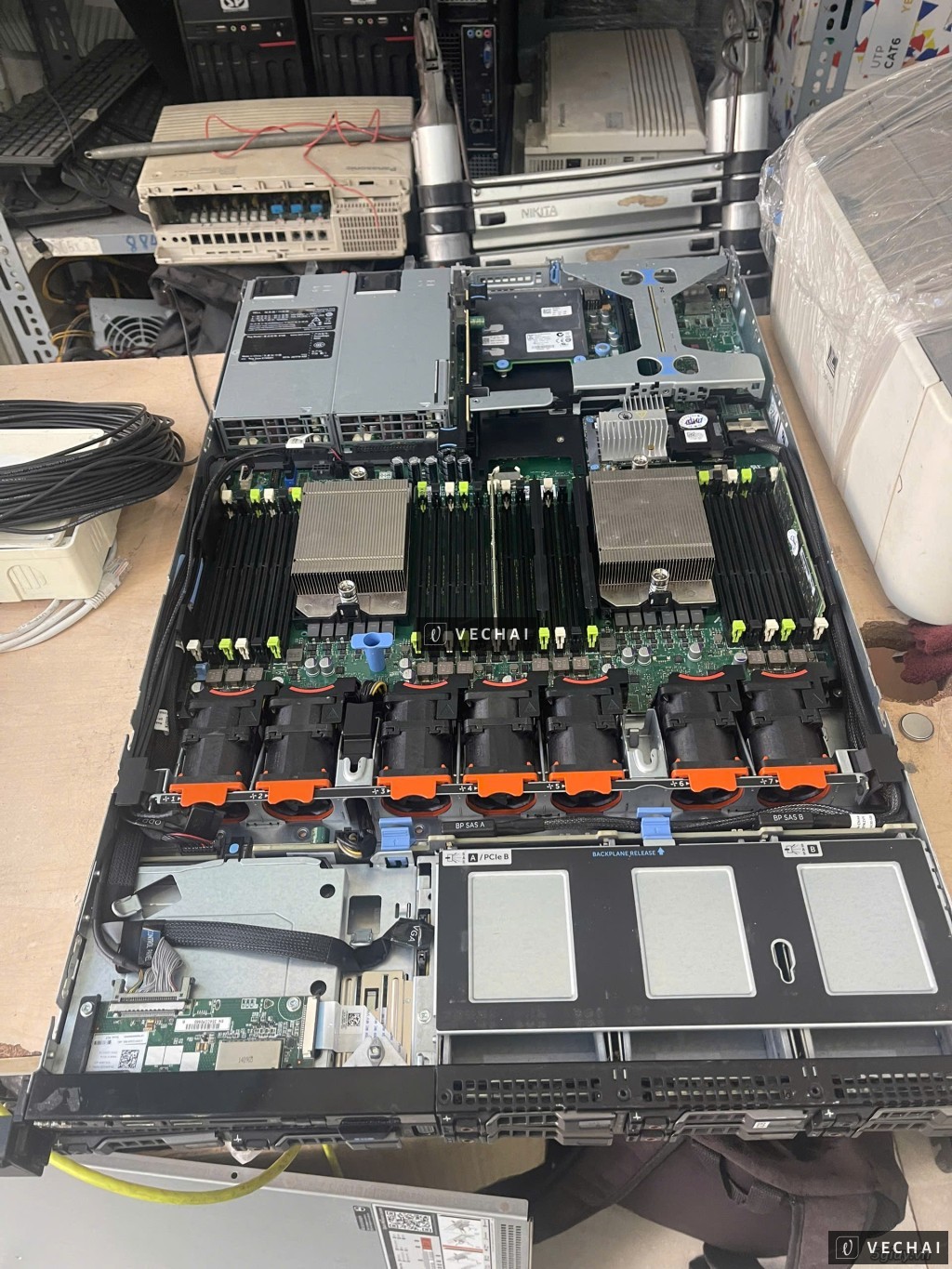 THANH LÝ SERVER R620 2CPU E5-2670 v2 ,RAM 32GB,2 PSU 750W,RAID H710