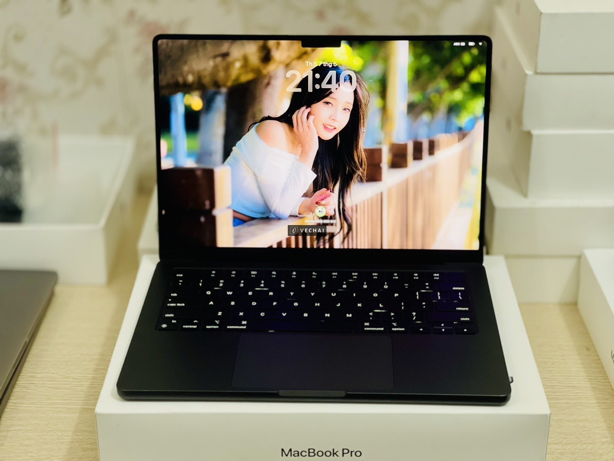 KÈO CUỐI: MACBOOK PRO 14" M3 PRO 36GB RAM – MÀU ĐEN SPACE BLACK