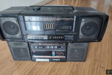 Dọn nhà bán 2 em cassette JVC + National